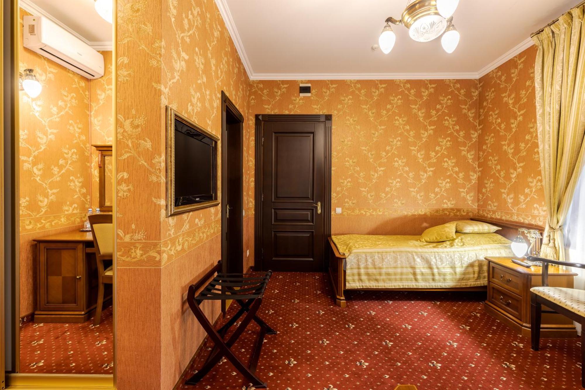 Luxury Boutique Andreevskiy Lviv Exterior photo